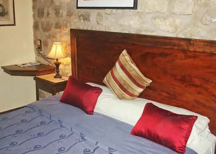 Mayor De Migueloa Hotel Laguardia